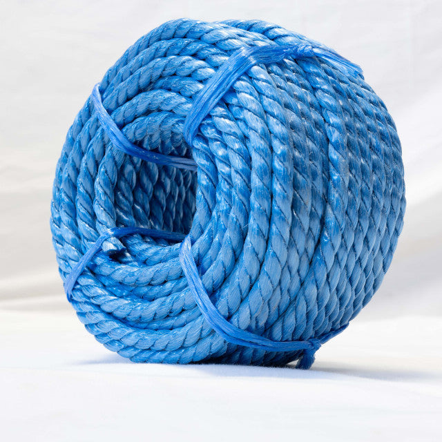 Bundle of 30m ropes, including mini coil and lorry rope for transport and outdoor tasks.