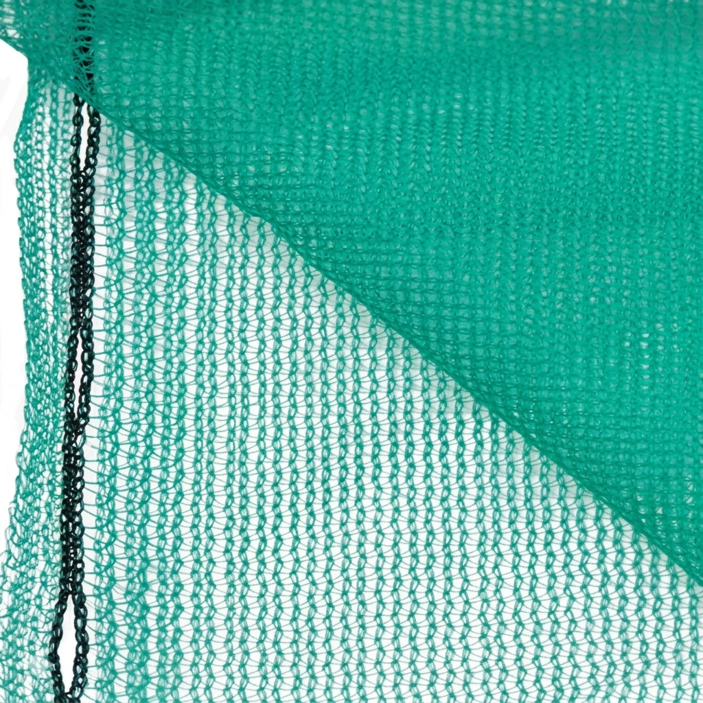 Close-up of 50gsm debris netting for protecting workers and property from debris.